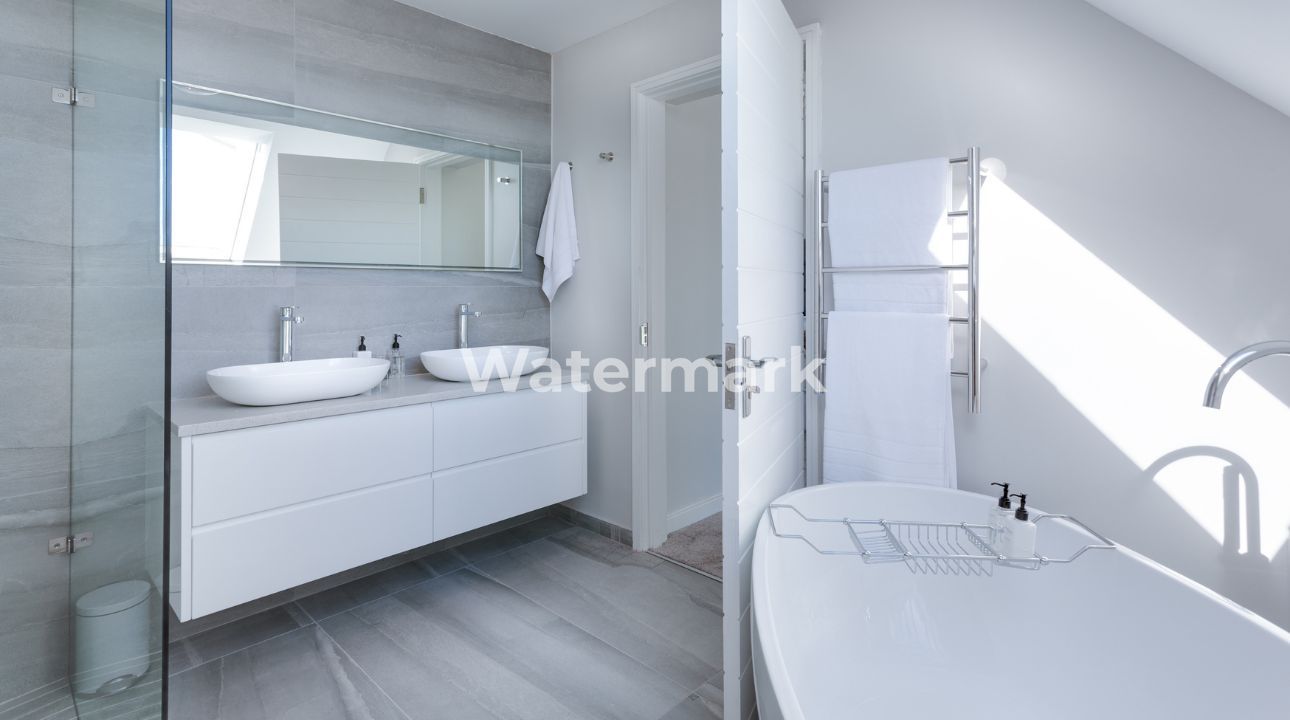 Casă individuală nouă, 4 camere, 3 băi, piscină și jacuzzi în Tunari - Poză 11
