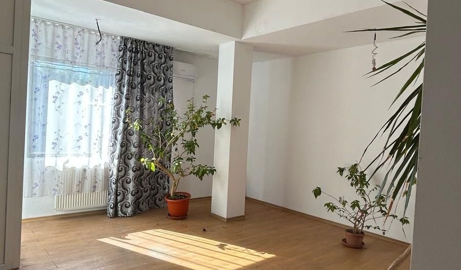 Garsoniera de vanzare - Poză 1