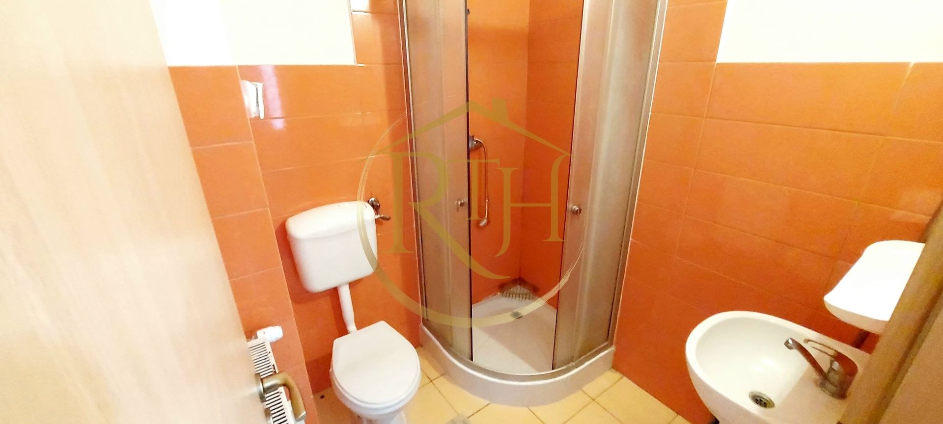 Oferim spre inchiriere, garsoniera cu balcon, zona Soarelui, parcare privata - Poză 15