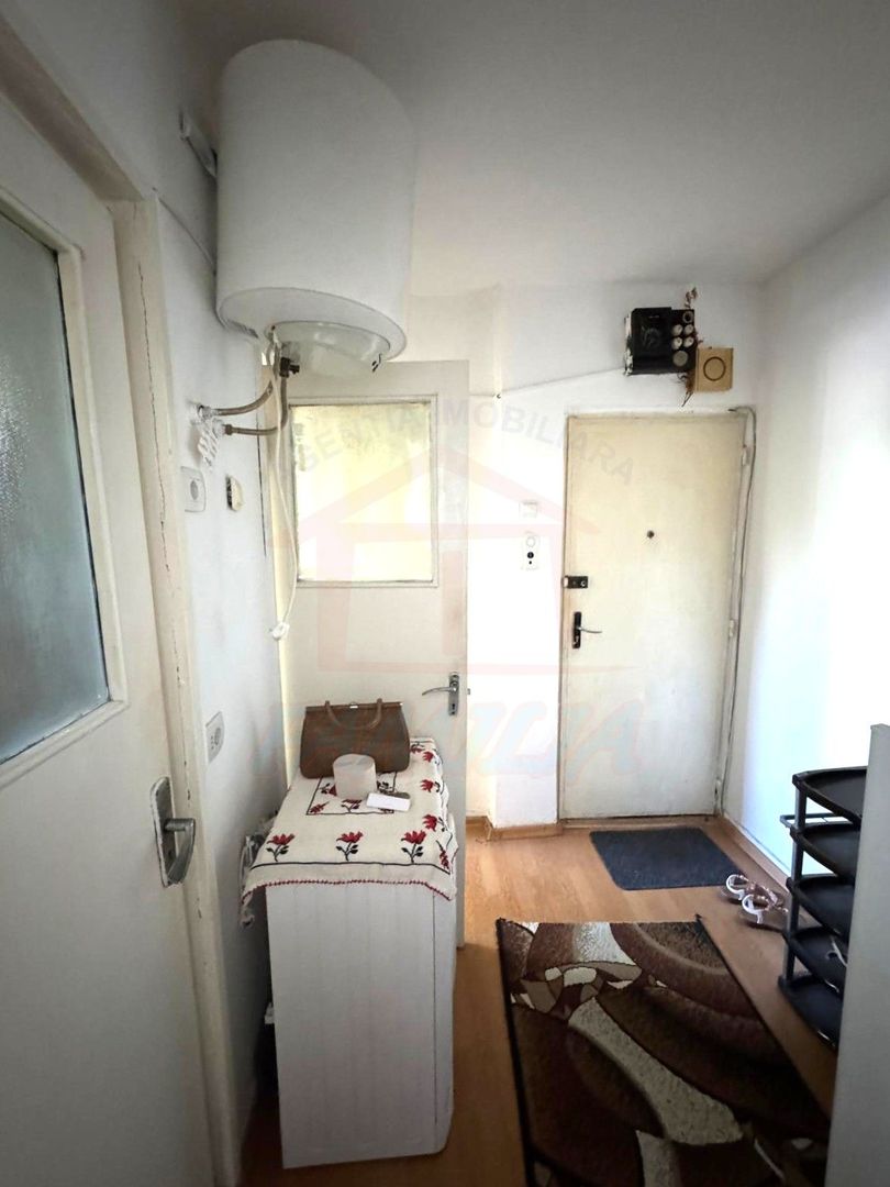 Apartament 2 camere, semidecomandat, etaj 1, Micro 19 - Poză 6