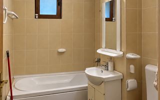 Apartament cu 2 camere, balcon generos și parcare, în Mănăștur - Poză 4