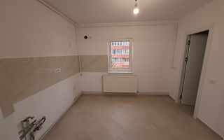 Apartament 2 camere decomandat Tractorul Brasov - Poză 7
