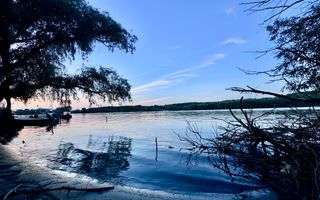 Hotel 20 camere Delta Dunarii 50 m deschidere teren 6000 mp acces auto - Poză 59