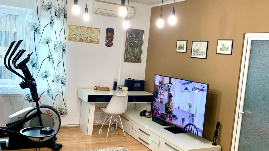 ageuropa.ro vinde ap 2 cam 65mp la etajul 2 în zona ULTRACENTRALA. - Poză 3