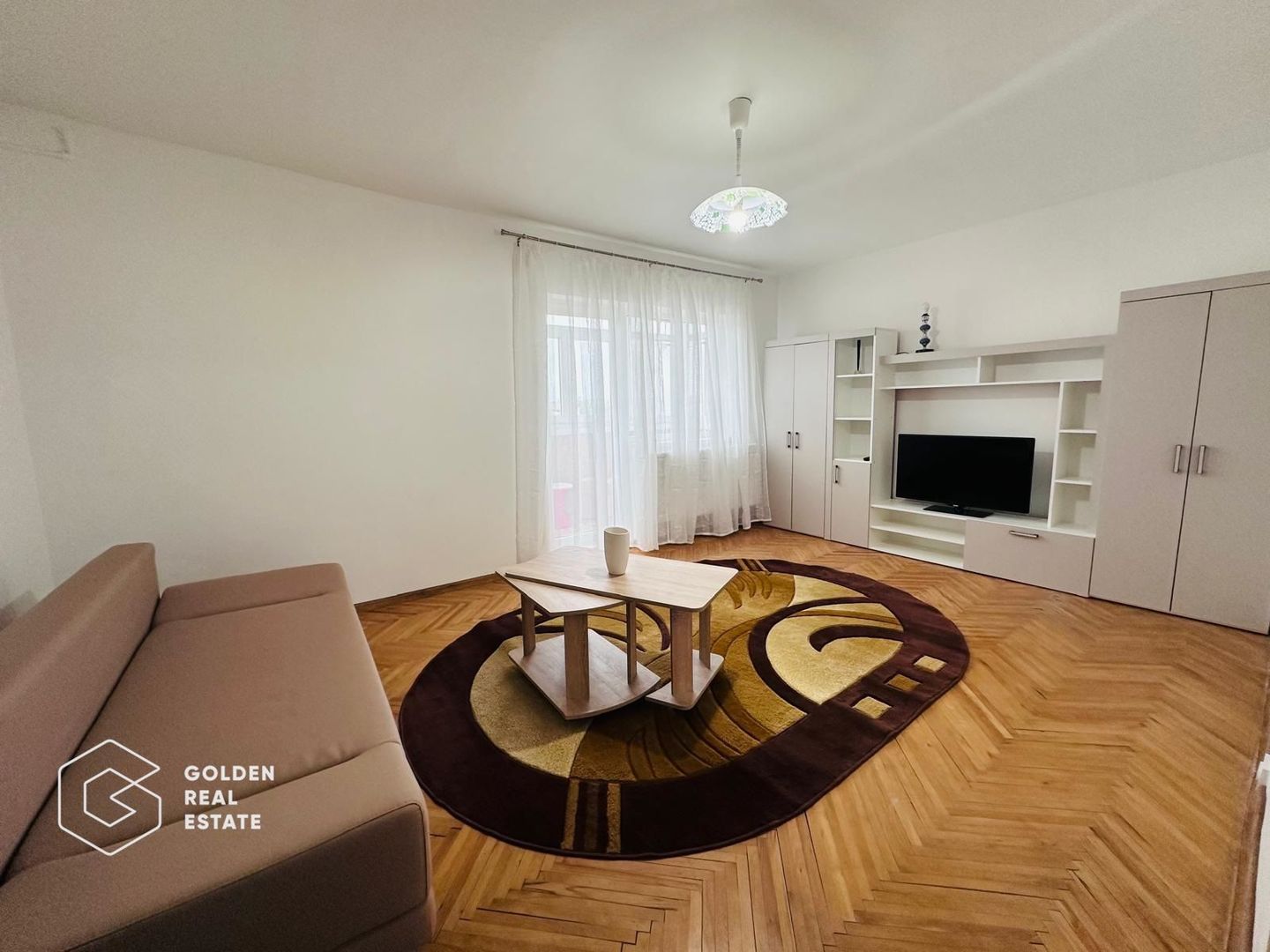 Apartament 2 camere,  zona Alfa, aproape de tramvai - Poză 2