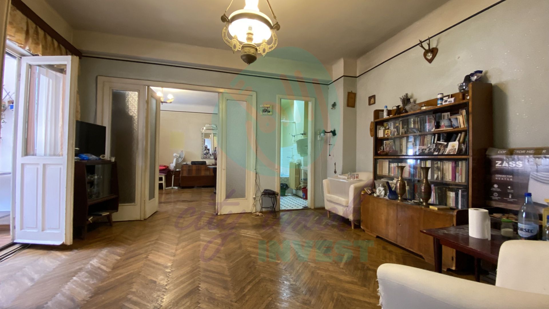 Apartament în vilă cu potențial, Moșilor - Poză 4