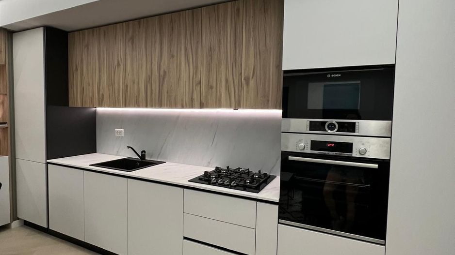 Apartament 3 Camere | Cortina North | Parcare subterana - Poză 3