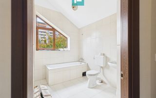 Casă  spațioasă cu 5 camere, Aradului - Poză 27