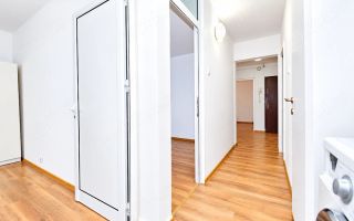 Apartament 3 camere Crangasi renovat complet cu centrala proprie - Poză 4