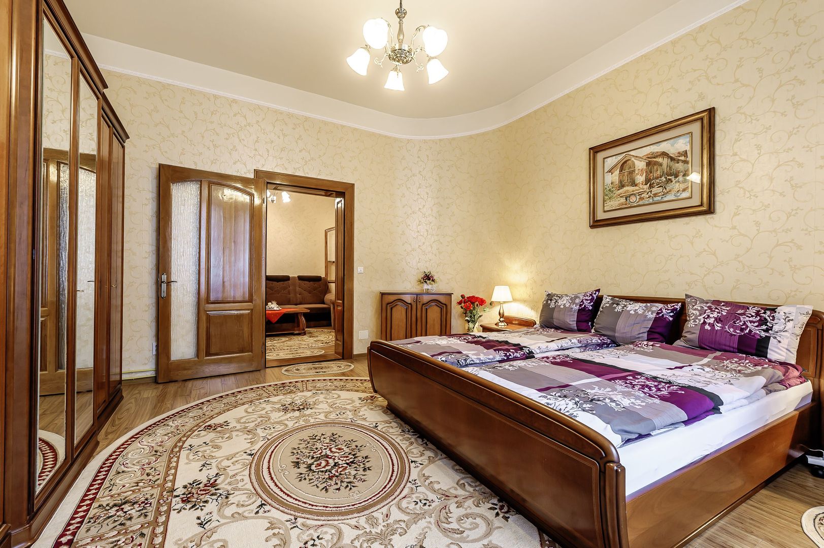De închiriat apartament cu 2 camere central - Poză 7