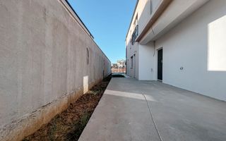 TOMIS PLUS (COD 05)Casa Premium Intr-un Cartier Nou  Liniste, - Poză 31