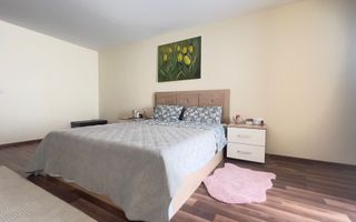 Vilă P+M cu teren de 4.200 mp – Onești - Poză 22