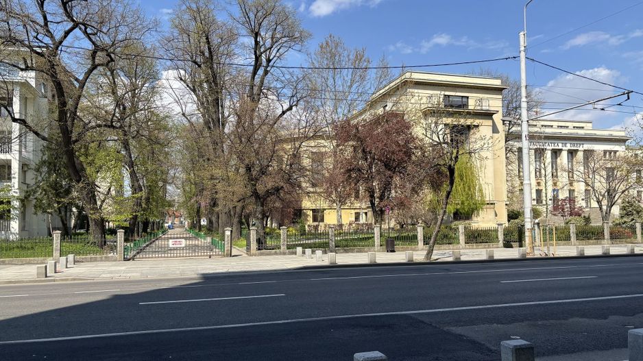 Închiriere 2 camere zona Opera - Facultatea de Drept, centrală bloc, mezanin - Poză 8