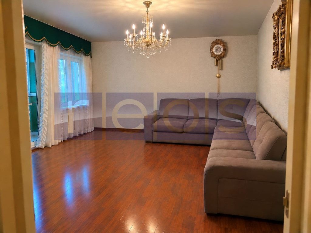 VANZARE 3 CAMERE DECOMANDAT - TIMPURI NOI - Poză 1
