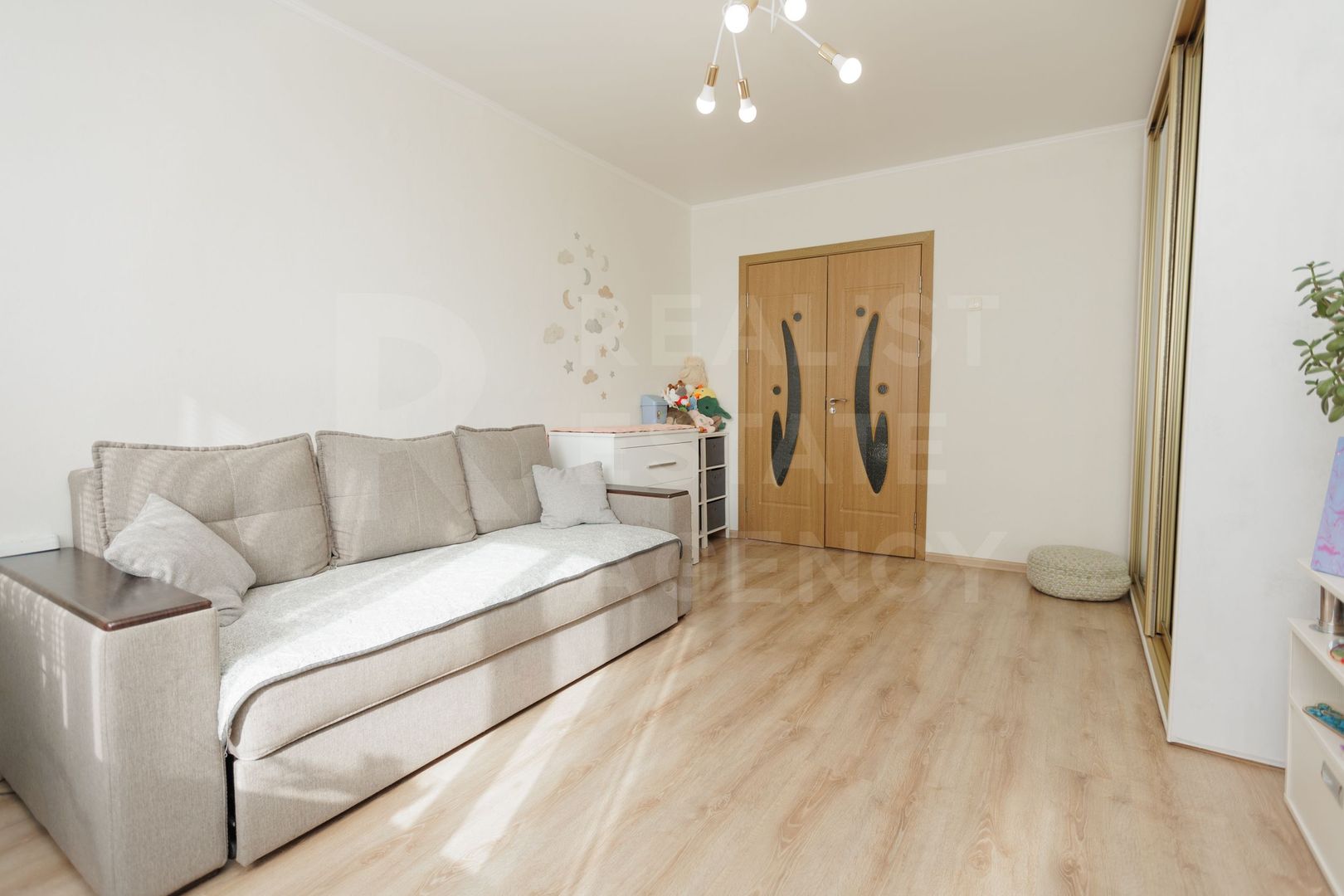 Vânzare, apartament, 2 camere, bulevardul. Moscova, Râșcani. - Poză 1