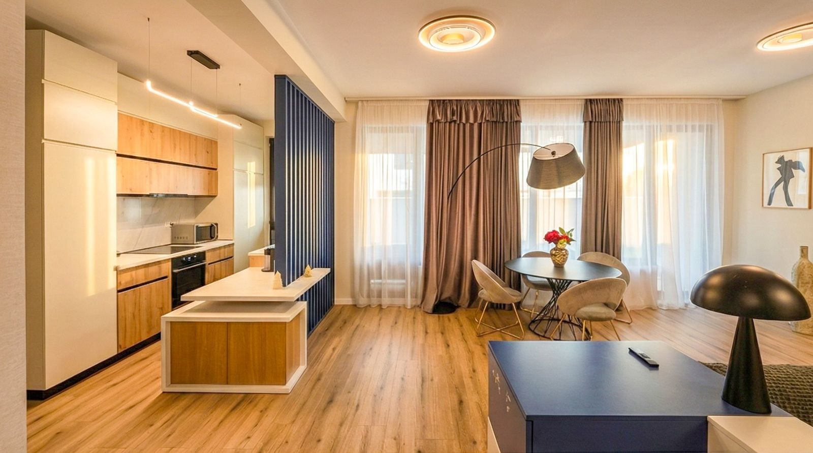 Vânzare | Apartament 4 camere | Terasă 30mp | Parcare | Iancu Nicolae - Poză 1