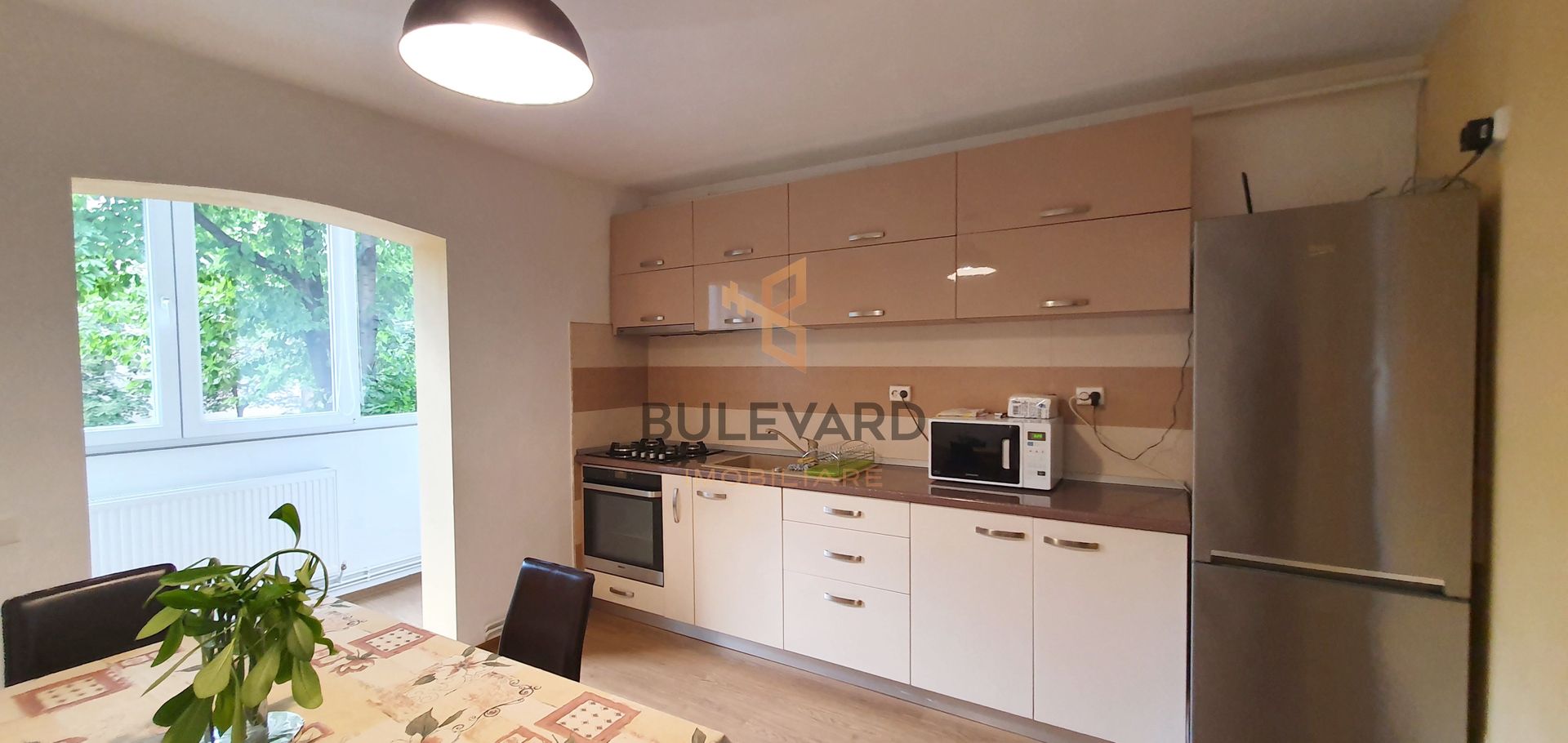 Apartament cu 2 camere decomandate, zona Minerva! - Poză 2