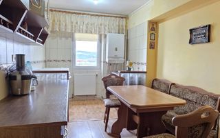 Apartament cu 3 camere, etaj 8, mobilat și utilat, zona GARĂ; - Poză 7