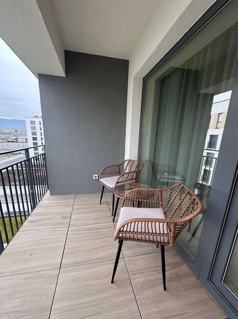 Apartament lux cu 2 camere de închiriat - zona Coresi - Poză 11