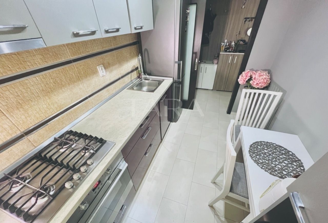 Apartament 2 camere în zona Facultatii de Litere. - Poză 4