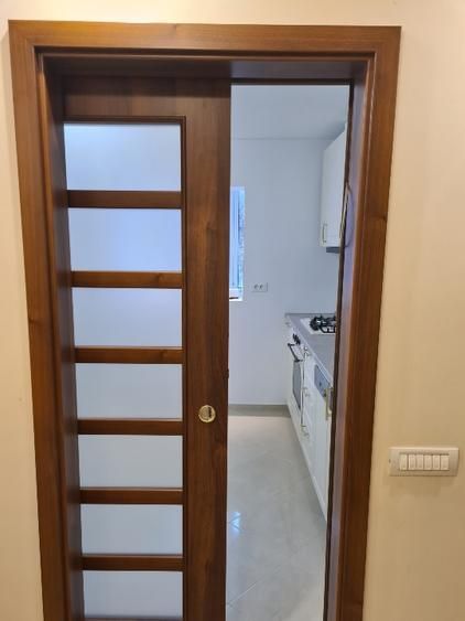 Apartament 2 camere, etaj 2, renovat complet, zona Promenada Mall - Poză 5