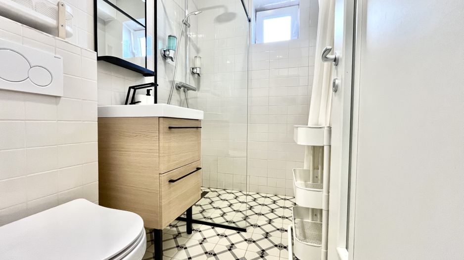 Apartament 3 camere, elegant si vibrant, in Piața Libertății - Poză 23