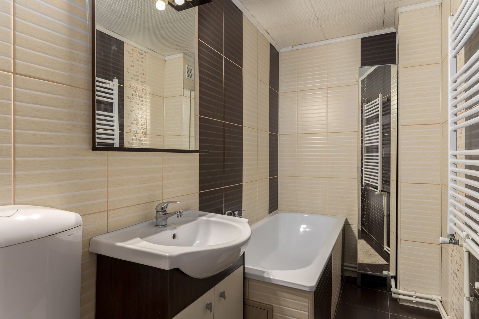 Apartament 3 camere zona Calea 13 septembrie - Poză 17