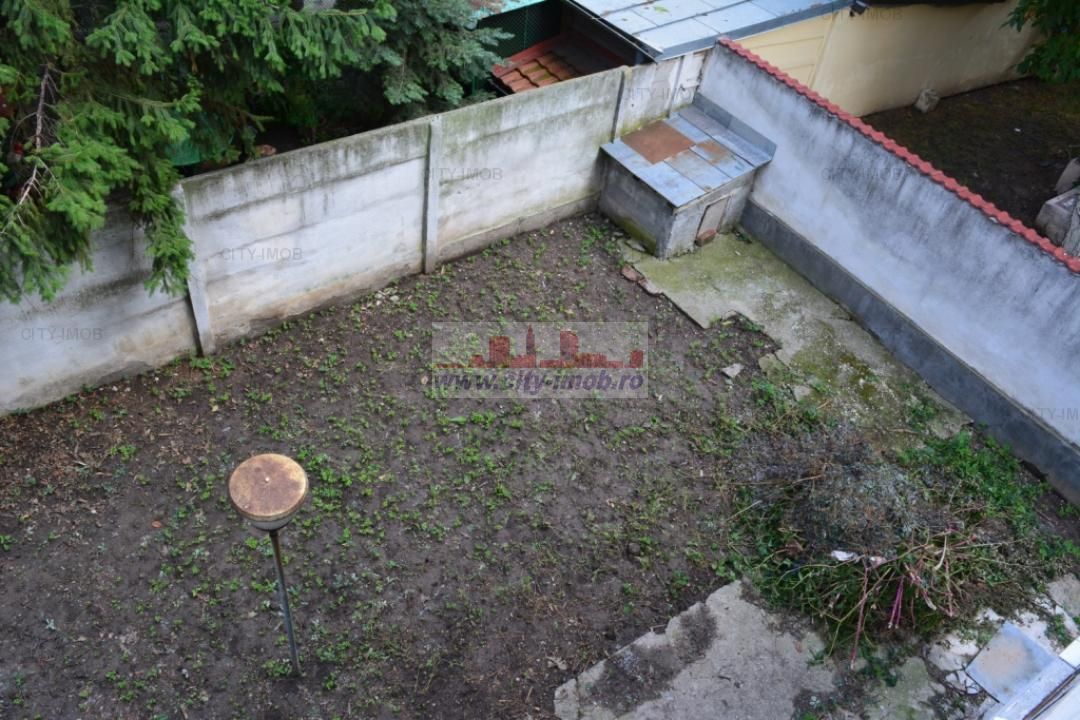 Vanzare 2 apartamente  in   VILA Drumul Sarii P + 2 - Poză 15