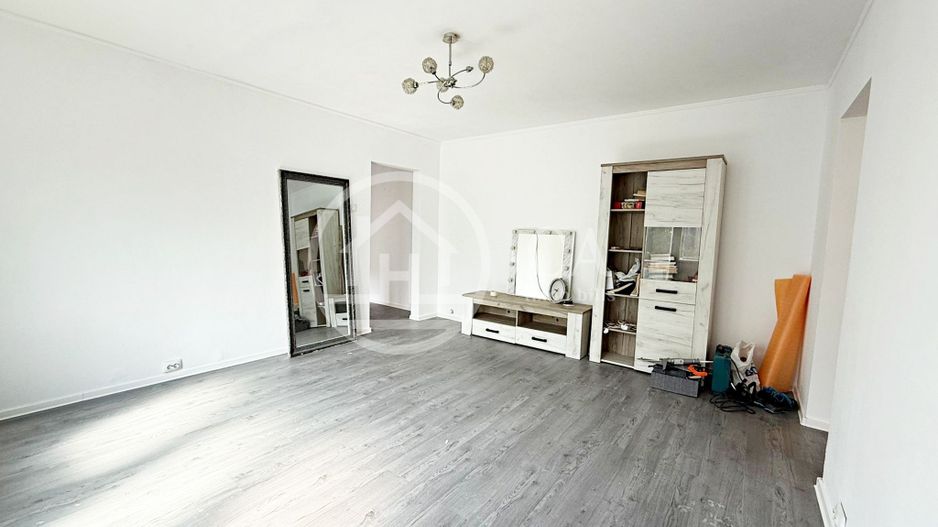 Apartament cu 2 camere de vanzare in Zona Rogerius, Oradea - Poză 4