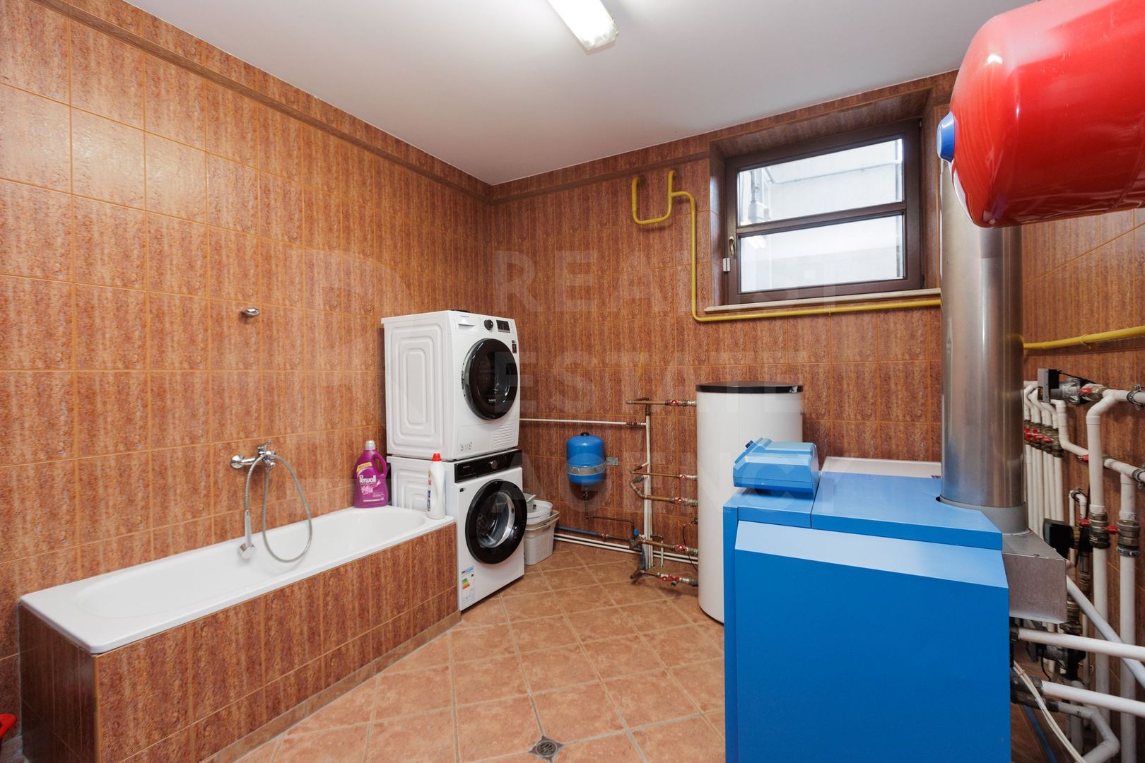 Chirie, casă, 3 nivele, strada Frumoasa, Centru - Poză 33