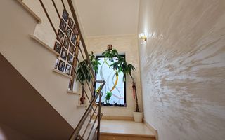Vila care redefinește echilibrul între rafinament, spațiu și liniște - Poză 25