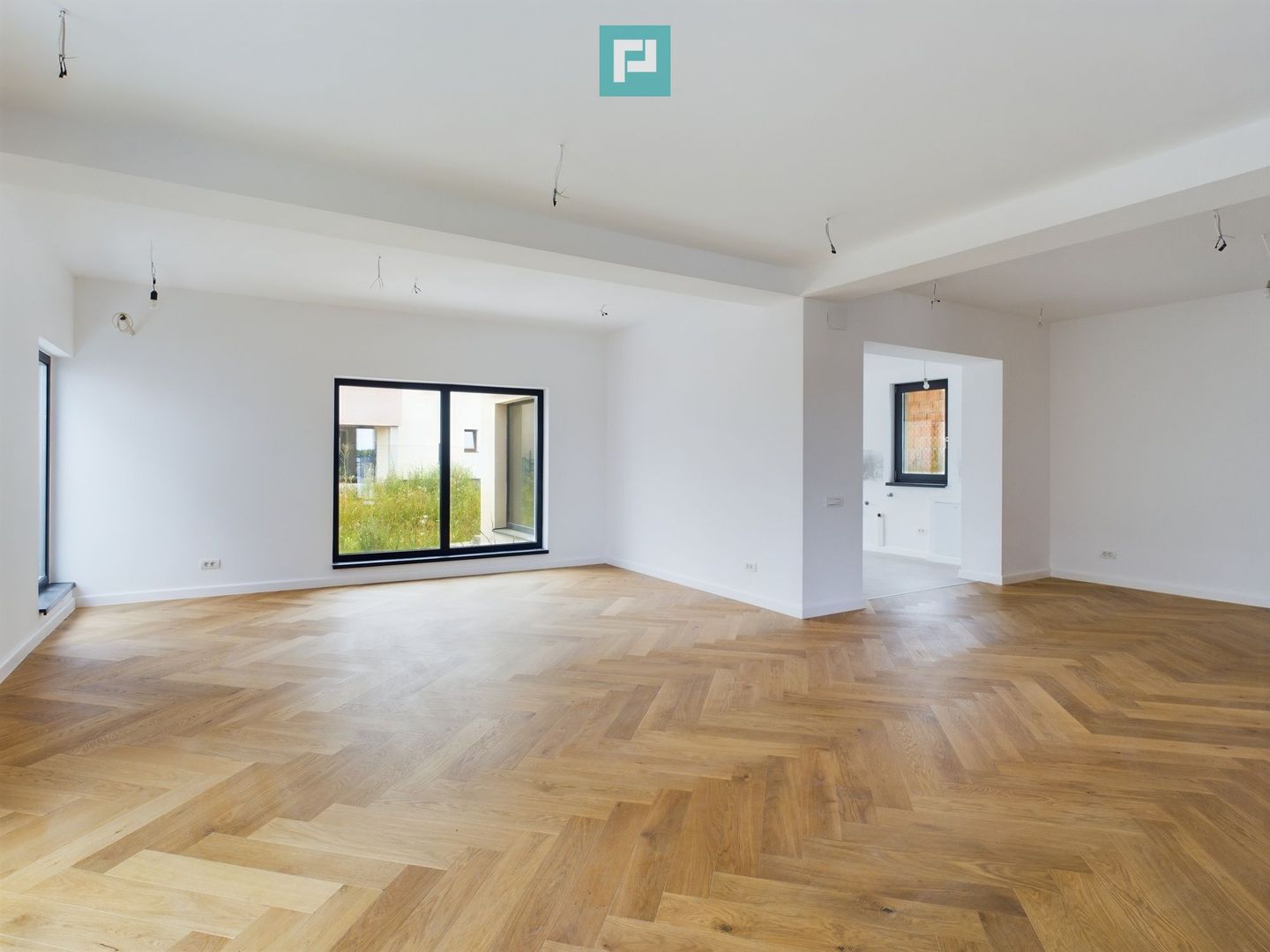 Vilă într-un Complex Rezidențial Nou cu Vedere la Balta Corbeanca - Poză 2