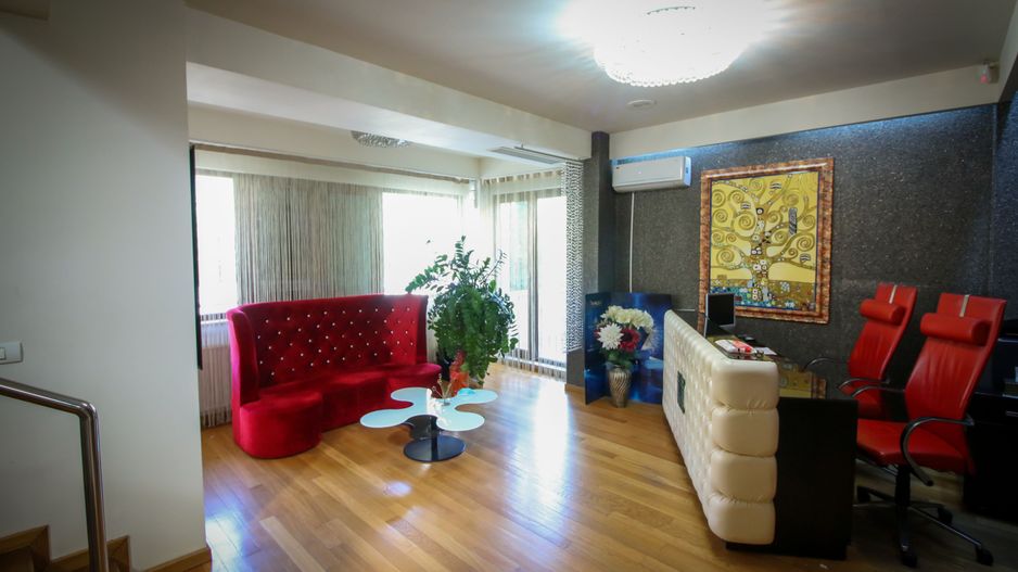 Vila 8 Camere Piata Dorobanti - Poză 2