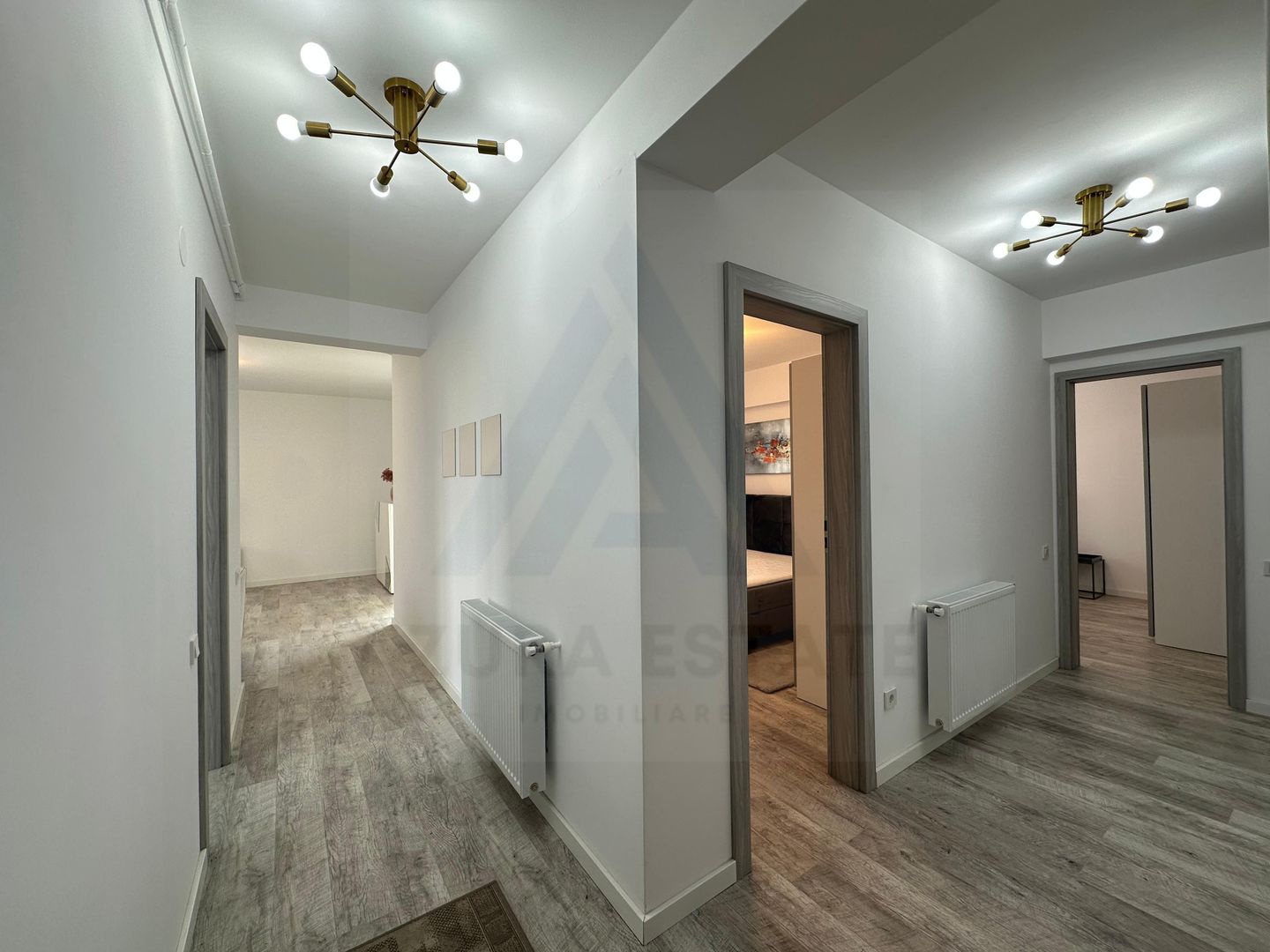 Apartament 3 camere 75 mp utili etaj 2 si 2 locuri de parcare Turnisor - Poză 12