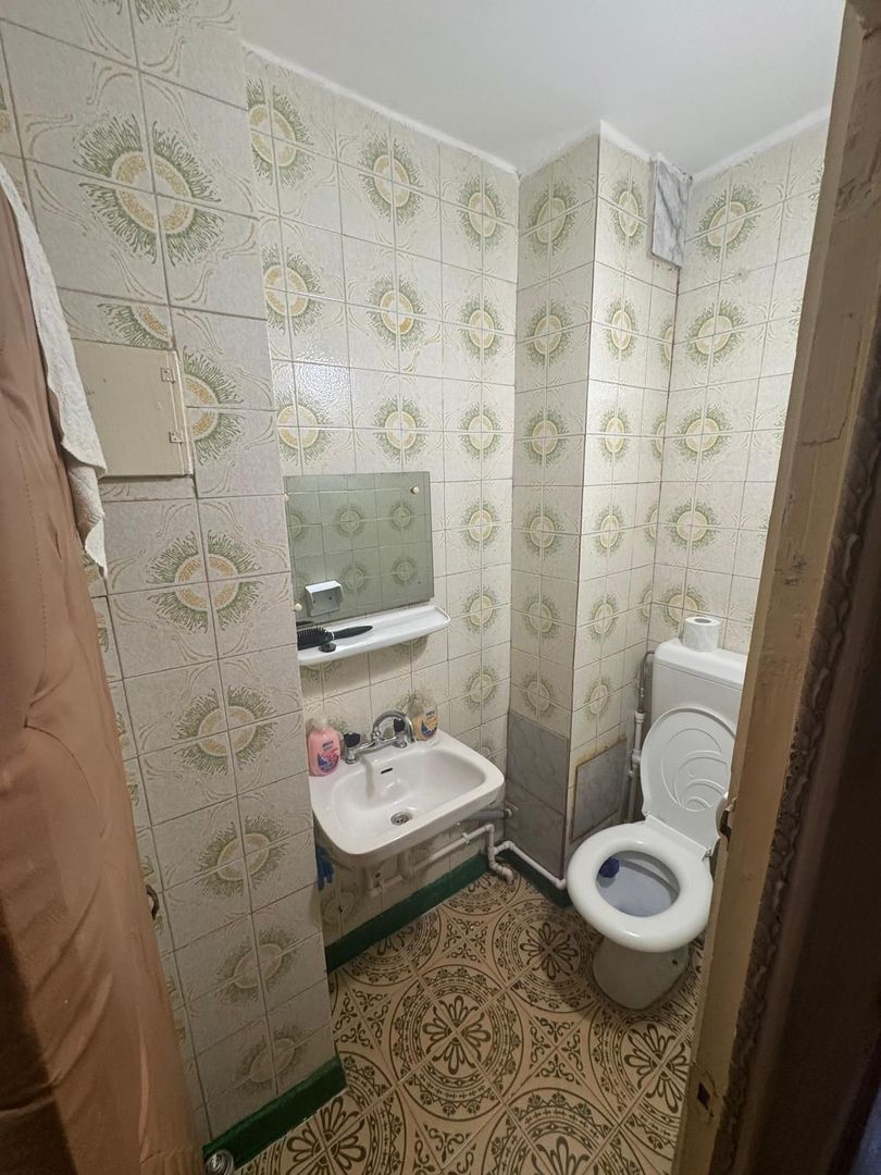 Apartament 4 camere de vânzare – zonă Școala 8 - Poză 6