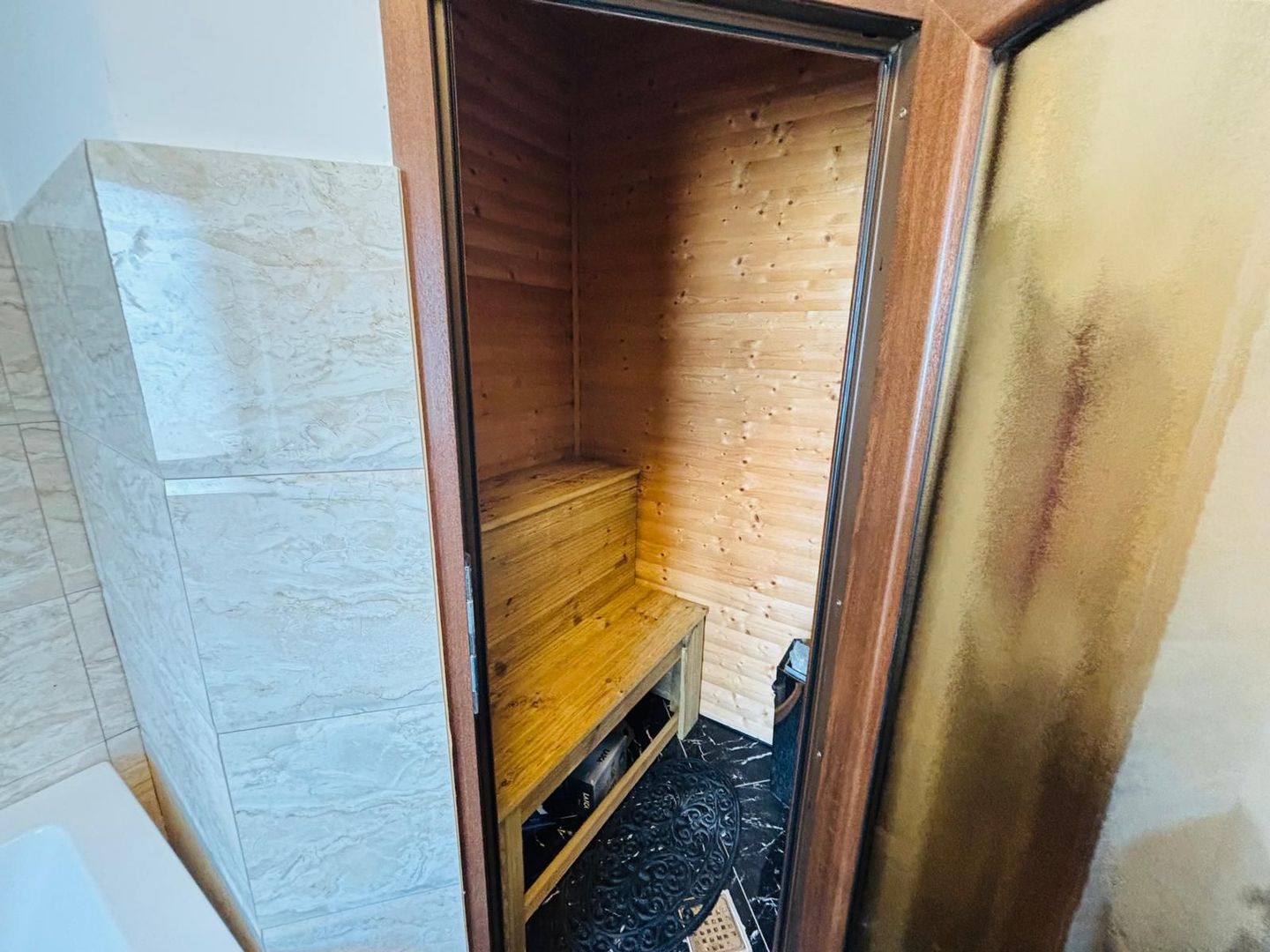 Vilă deosebită în Șcheia I 240 mp utili I teren 1000 mp I 295.000 € - Poză 17