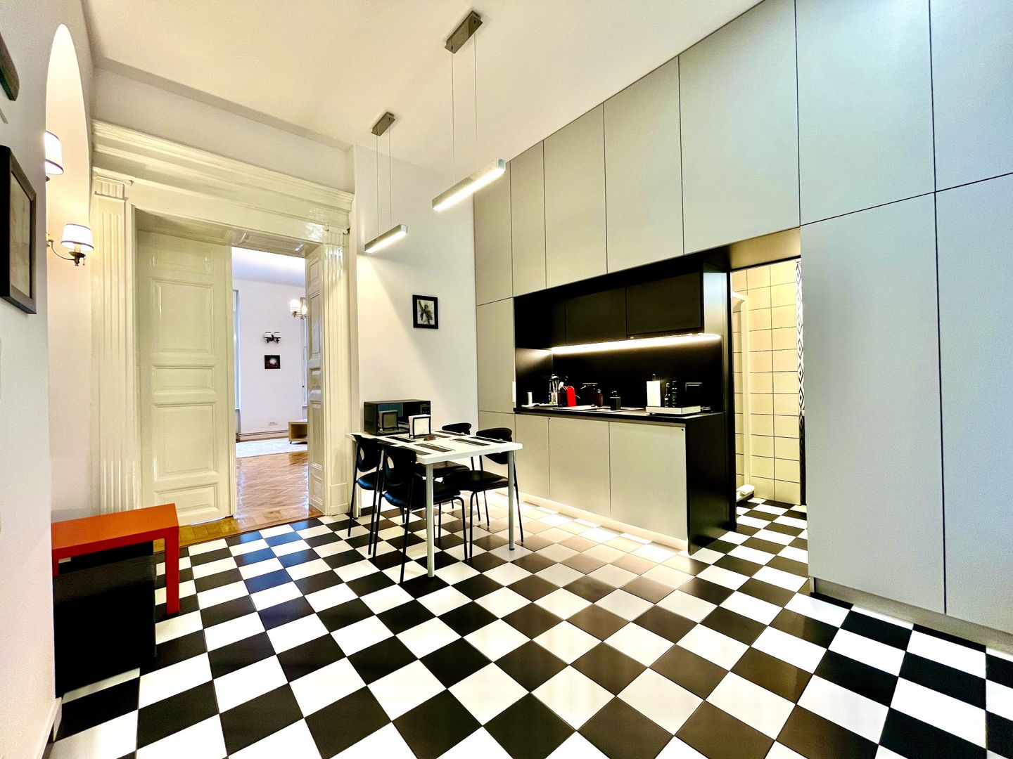 Studio generos in Piață Libertății - 52 mp - renovat - Poză 1