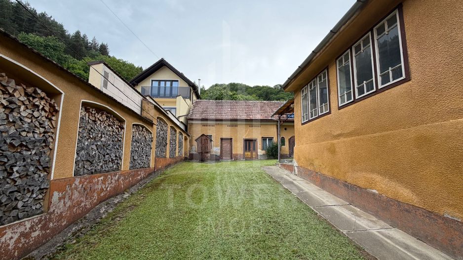 Casă rustică de vânzare în Tilișca, (Marginimea Sibiului) - Poză 7