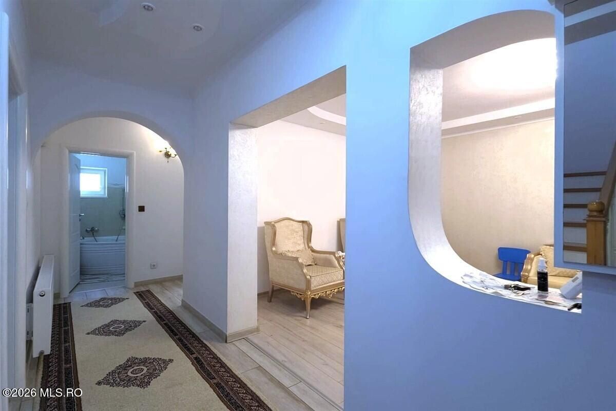 Techirghiol - Centru, casa tip duplex P+M, lot 293 mp si 154 mp utili! - Poză 6