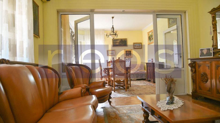 INCHIRIERE| 3 Camere In Vila | CURTE ȘI GARAJ - Poză 3