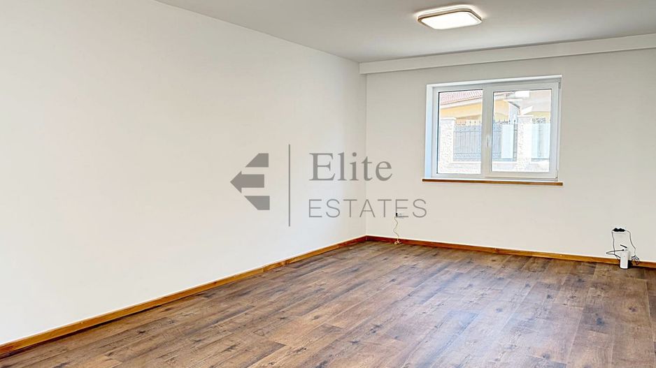 Casa noua singura in curte, ultracentral in Oradea - Poză 3