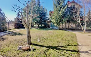 Casa de vanzare in Targoviste - 5 camere, 2 garaje, teren generos - Poză 1