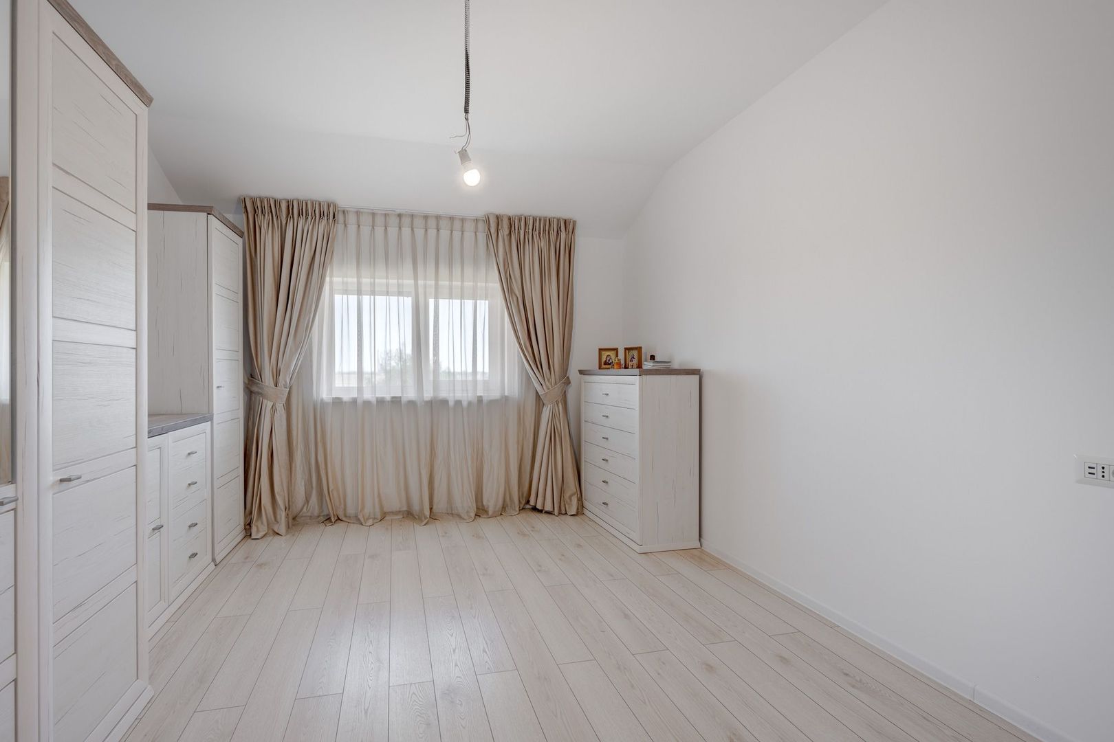 Casa cu Mesteceni!  Complex Lalelelor Domnești - Poză 40