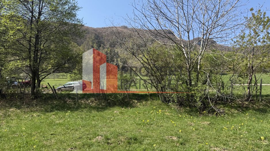 Terenuri Bran - Predelut  Priveliște către Bucegi și Postăvaru - Poză 3