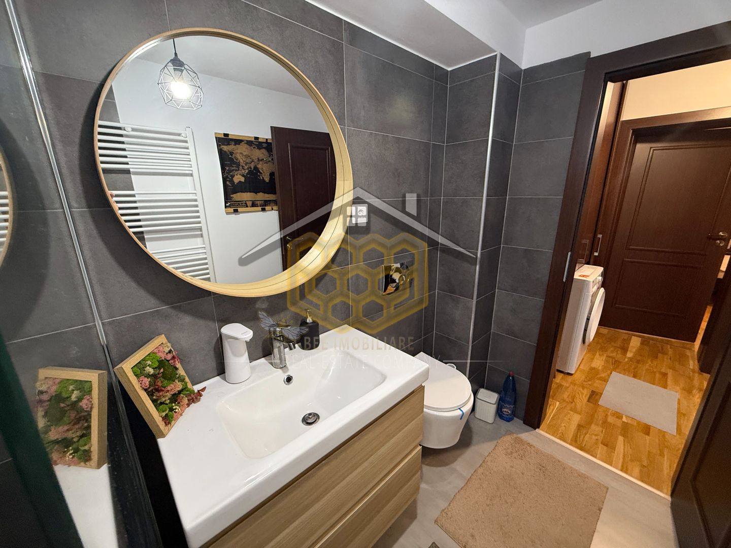 Apartament cu 3 camer, semidecomandat, in cartierul Rovine - Poză 11