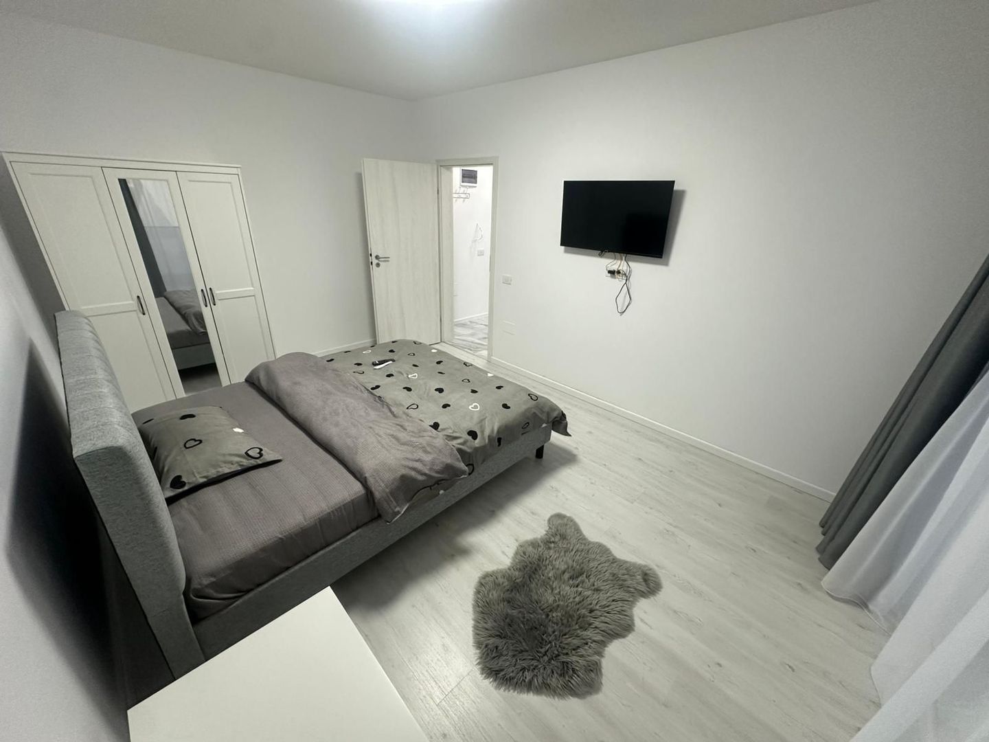 GARSONIERA - PARCARE INCLUSA, BUCATARIE NCHISA, CENTRALA PROPRIE - Poză 2