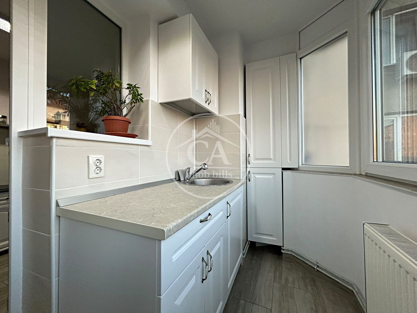 Apartament cu 3 camere de închiriat în zona Nufarul , Oradea - Poză 9