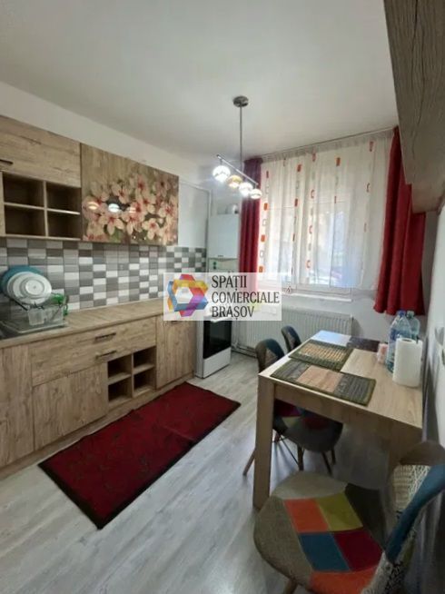 Apartament 4 camere de vânzare - zona Florilor/Craiter - 80 mp - plus-imo.ro - Poză 1