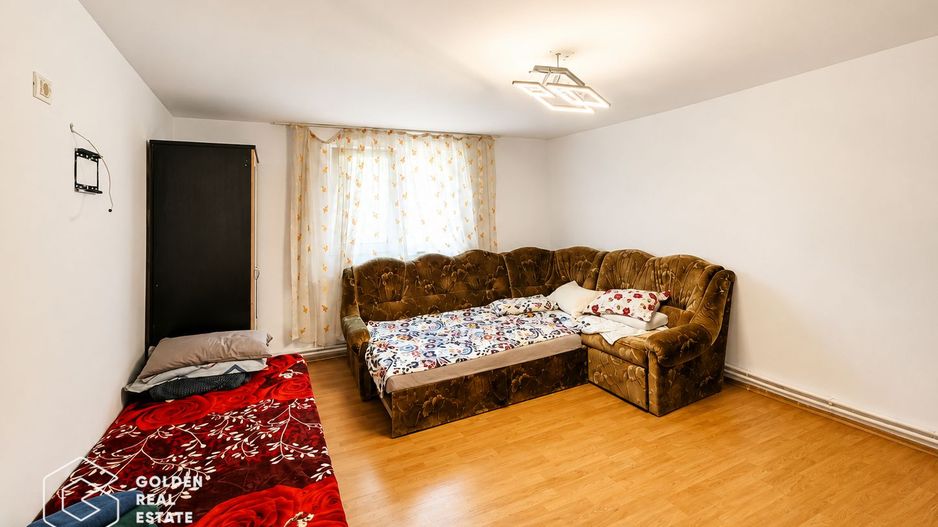 Casa cu 2 corpuri de cladire, oras Lipova - Poză 8