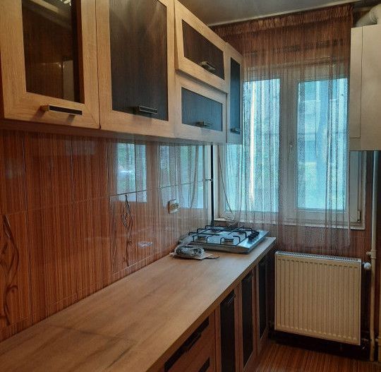 Apartament 2 camere, Nord, renovat recent, zona linistita, fara trafic - Poză 4